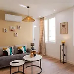 Apartment Le Chenavard Iv-coeur Lyon-central Air Conditioning Lyon