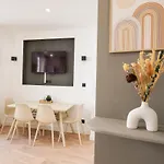 Apartment Le Chenavard Iv-coeur Lyon-central Air Conditioning *